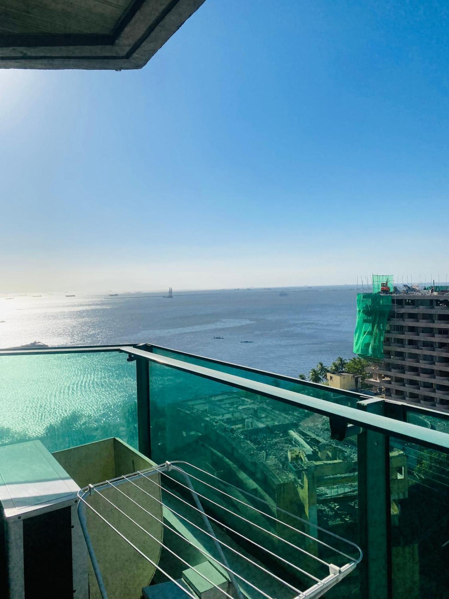 Baywatch Tower Hotel Manila Kültér fotó